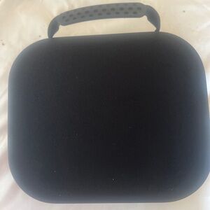 Xanad white headphones with microphone cord